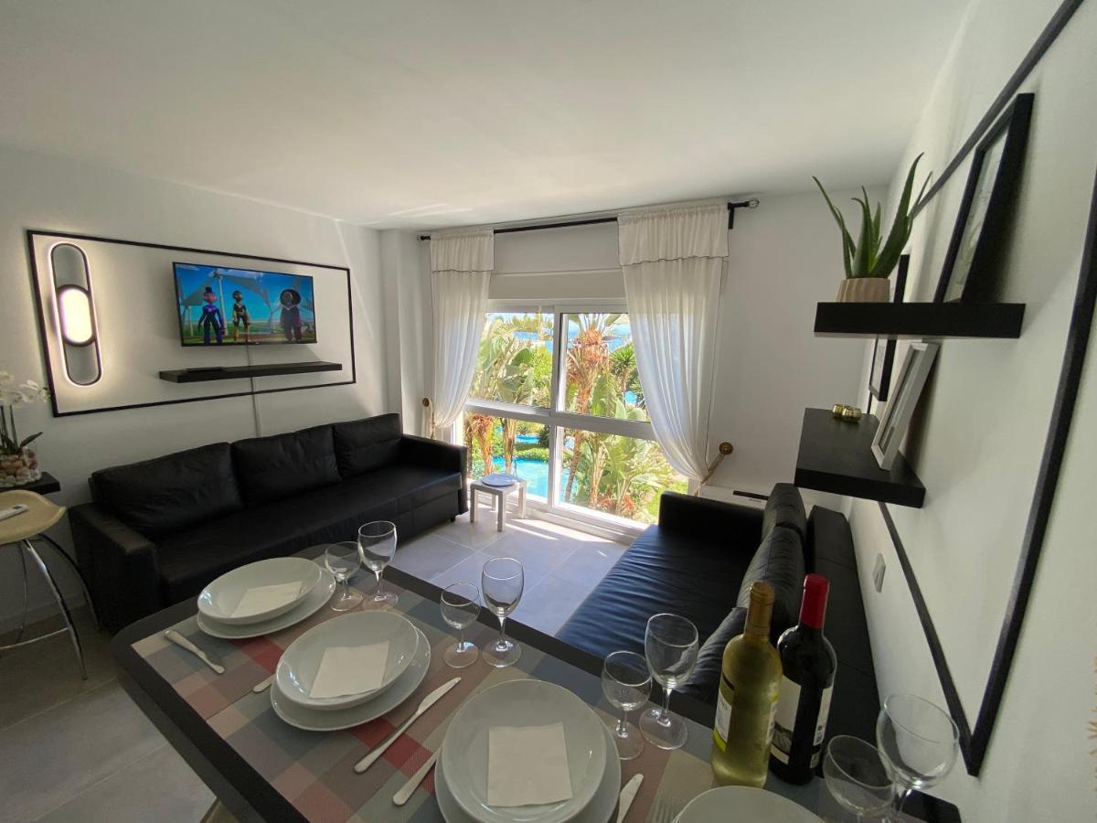 Modern Sea View In Benal Apartment